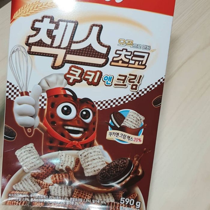 빙수 위에 올려먹으면 ‘달달+바삭’함 터지는 첵스초코 신상 ‘쿠키앤크림’