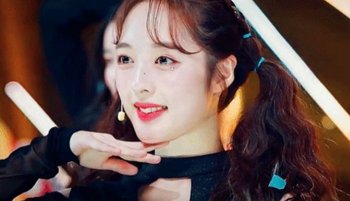 새 드라마서 아이돌 스타일링하고 미친 ‘센터미’ 뽐내는 김보라 근황