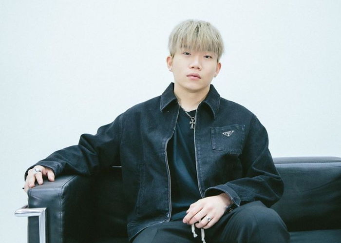 신곡으로 멜론 1위 찍은 후 ‘사재기’ 의혹 받자 악플러 ‘고소’하겠다며 분노한 창모
