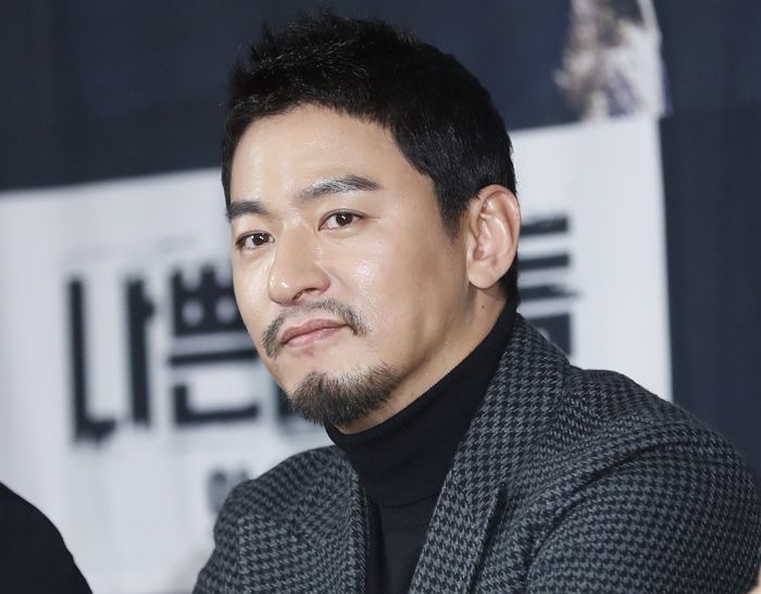 휴대폰 해킹당한 주진모 추정 카톡 내용 확산···소속사 “사생활 보호 차원 법정 대응”