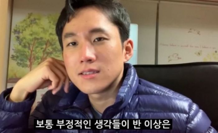 달랑 공지 한 줄 남기고 ‘무책임’하게 은퇴 선언한 ‘주작 논란’ 아임뚜렛
