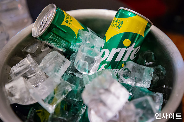 신년 스트레스 시원하게 날려줄 식음료 아이템들