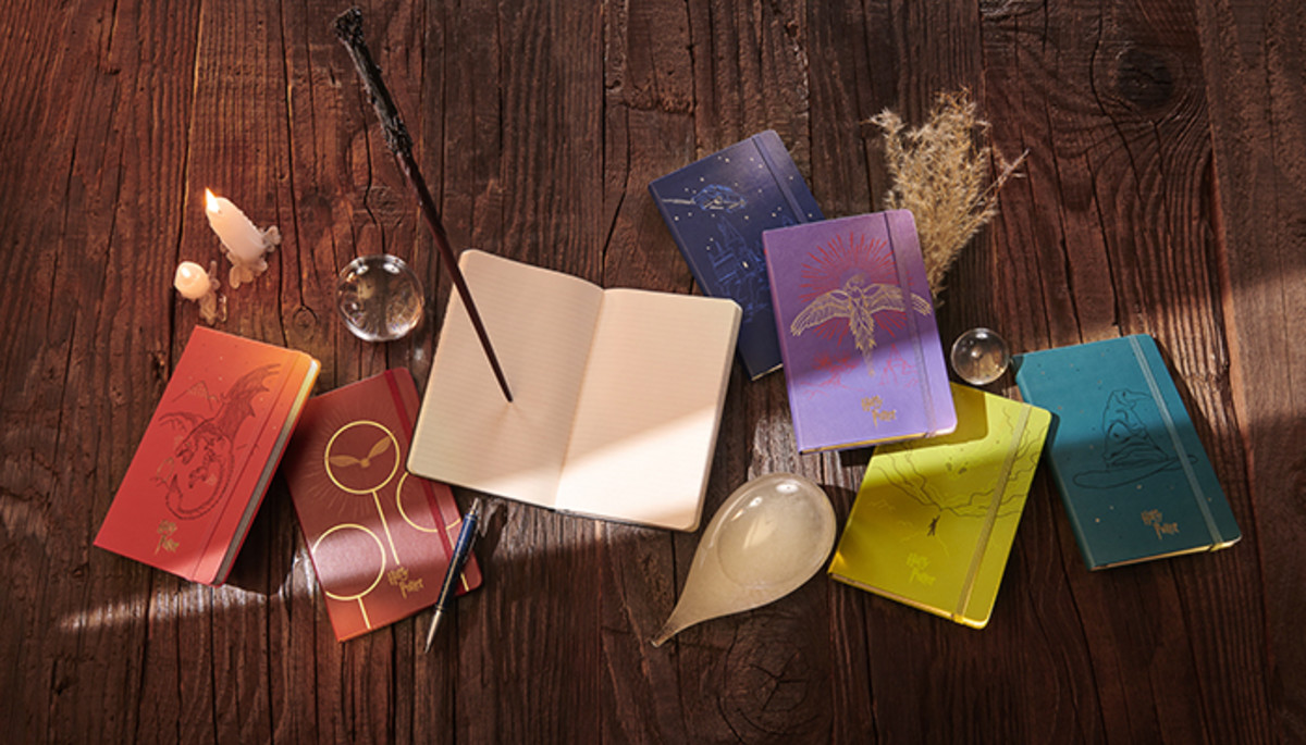 영롱한 디자인에 호그와트 비밀지도까지 담긴 몰스킨 ‘해리포터 에디션’ 노트