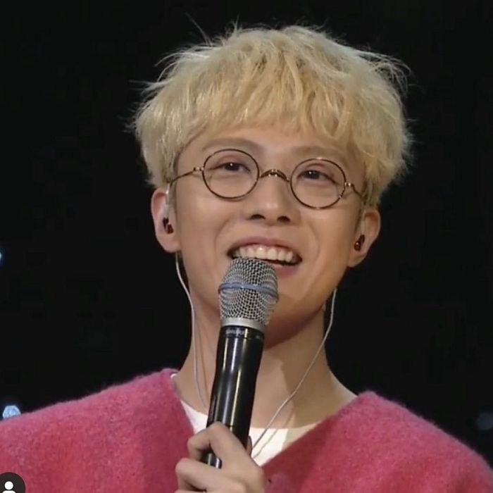 금발에 동그란 ‘해리포터 안경’ 쓰고 초동안 미모 뽐낸 ‘30살’ 기리보이