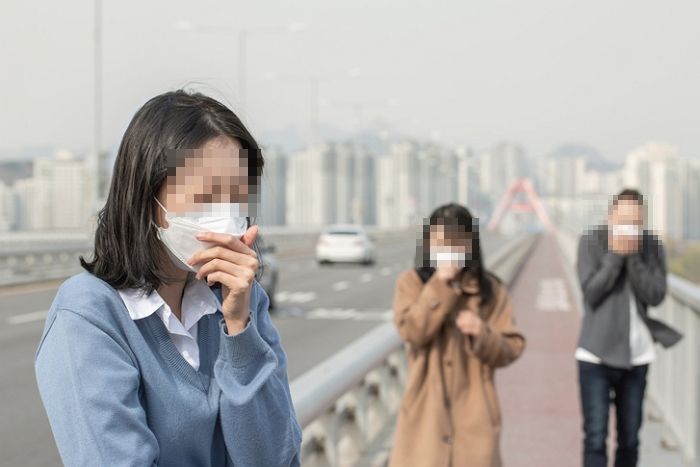 전 세계 종교 총출동해 ‘우한 폐렴’ 예방 기도 500원에 판매 중인 중고거래사이트