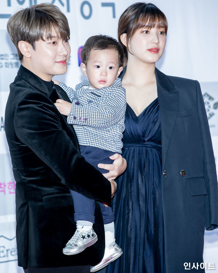 최민환♥율희, 세 아이 부모 됐다···오늘(11일) 쌍둥이 득녀