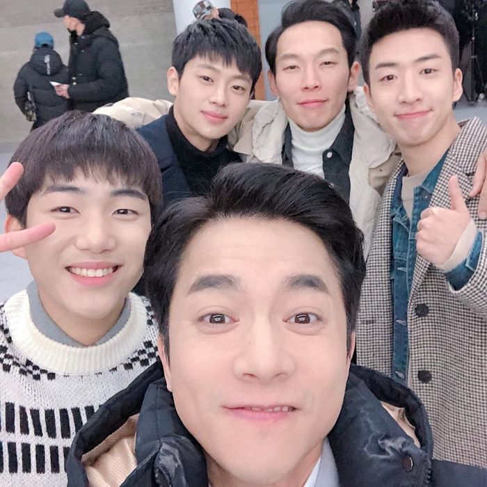 “이 조합 미쳤다” 현실에서도 찐케미 폭발하는 ‘사랑의 불시착’ 5중대