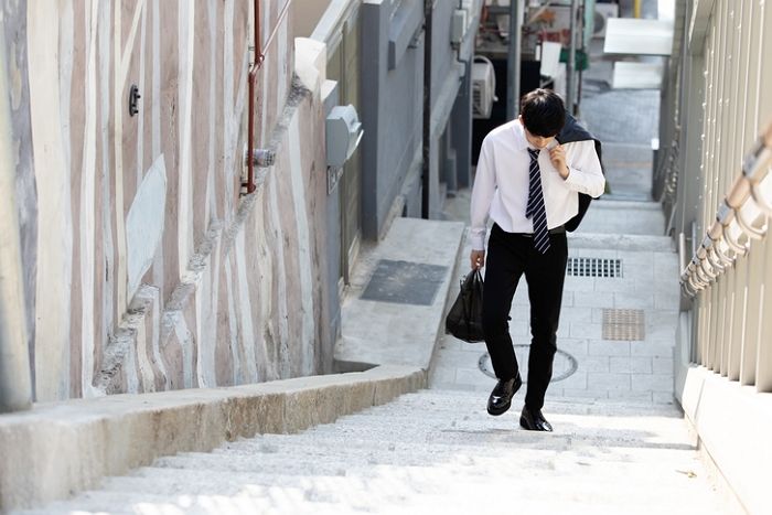 “우리나라 살기 힘들어서 20대 남자 중 단 27%만 연애한다”