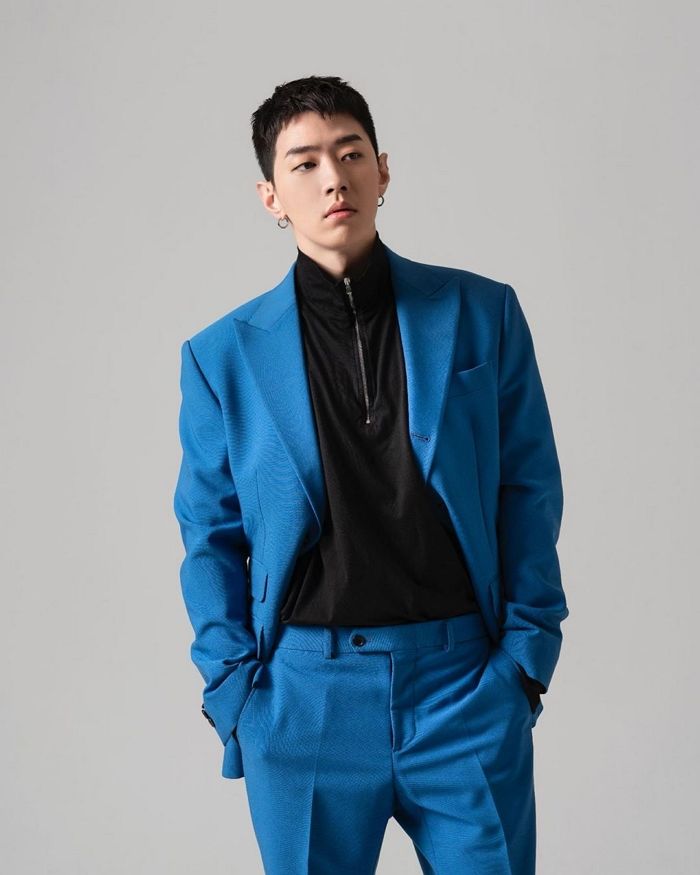 “우리 함께 이겨내요!”···코로나19 사태 막고자 ‘5천만원’ 기부한 그레이