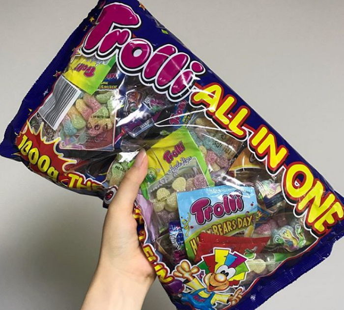 ‘코로나19’ 때문에 강제 ‘집콕’해서 우울한 여친에게 선물하기 딱인 젤리 종합 선물 세트