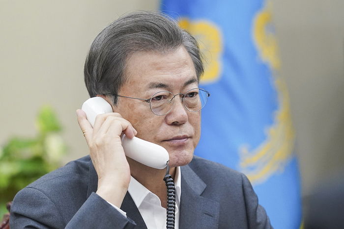 세계 절반이 한국 ‘입국 제한’ 중인데 정부가 일본에만 강력 대응하는 이유