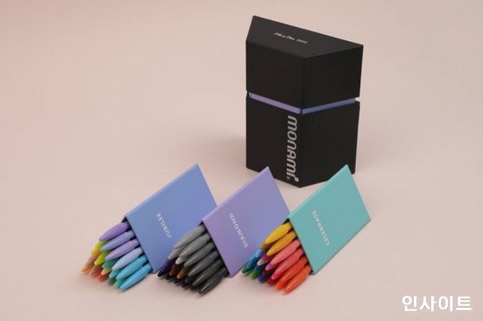60가지 파스텔톤 컬러로 덕후들 눈 돌아가게 만드는 세젤예 ‘모나미 프러스펜 세트’