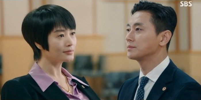 ‘악의 축’ 이경영에게 핵사이다 선전포고 날린 ‘하이에나’ 김혜수X주지훈