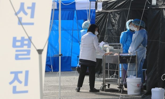 누리꾼들이 ‘재난문자+뉴스’ 찾아내 정리한 어제(27일) 하루 코로나19 신규 확진자수