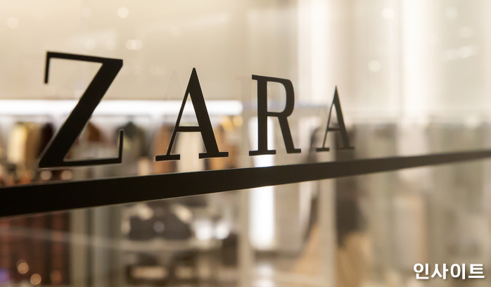 코로나 때문에 자라·H&M 온라인 매장 확장해 앞으로 일부 매장서 옷 구매 어려워진다