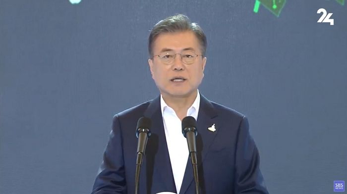 문재인 대통령 “2025년까지 ‘160조’ 투입…일자리 190만개 창출하겠다”