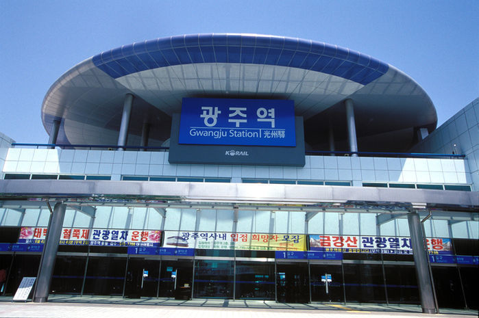 확진자 폭증해 ‘집합금지 명령’ 내려진 광주서 ‘60명’ 방문 판매 모임 적발