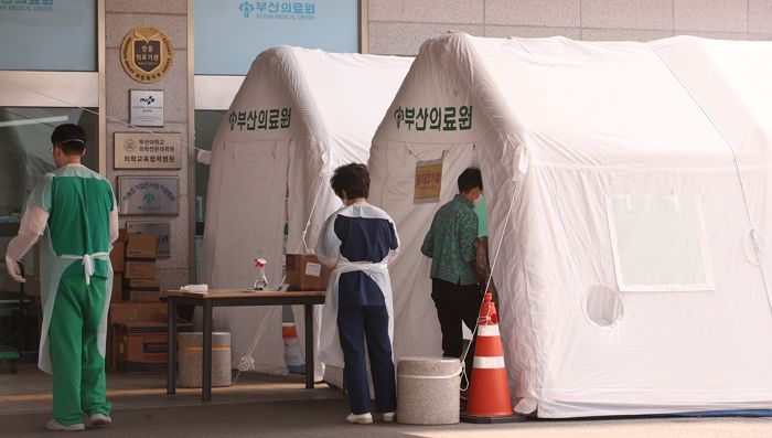 “정부, 코로나와 싸우느라 4달째 적자 본 병원에 보상금 제때 지급 안했다”
