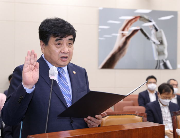 “40년 동안 2500원인 KBS 수신료, 지금 올려야 한다”