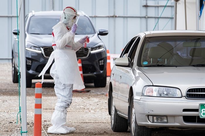 방역당국 “코로나19 일일 신규 확진자 수 내일 100명 넘는다”