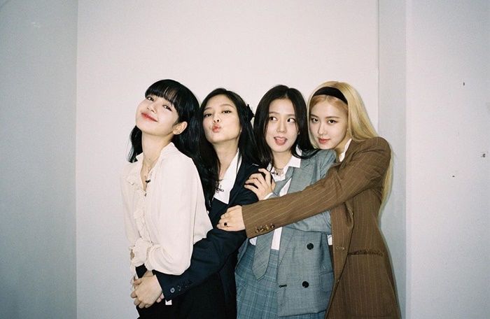오늘(8일) ‘4주년’ 맞은 블랙핑크의 중독성 쩌는 핵띵곡 6
