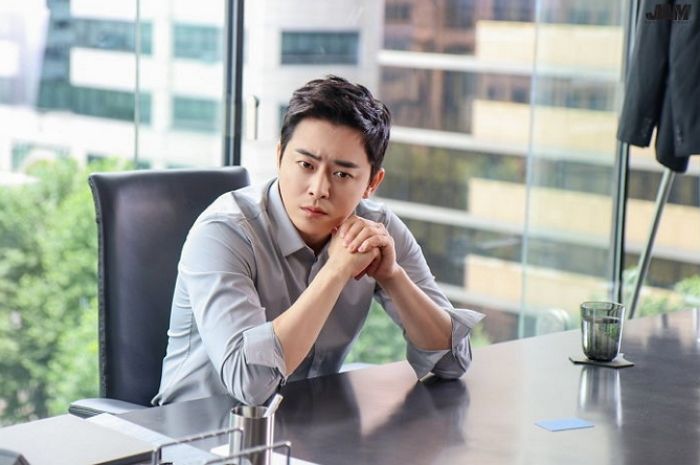 여자들은 웃는 남자보다 고민에 찬 남자를 훨씬 더 ‘섹시’하다고 생각한다