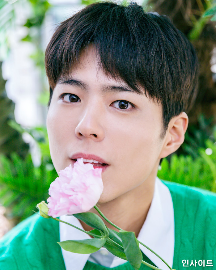 배우 박보검이 29일 오후 서울 압구정 모 카페에서 진행된 드라마 '남자친구' 인사이트와의 인터뷰에 앞서 포즈를 취하고 있다. / 사진=인사이트