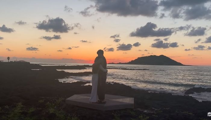 돈 못 벌던 시절부터 옆에 있어준 ‘여친’을 MV 여주로 캐스팅한 ‘사랑꾼’ 오반