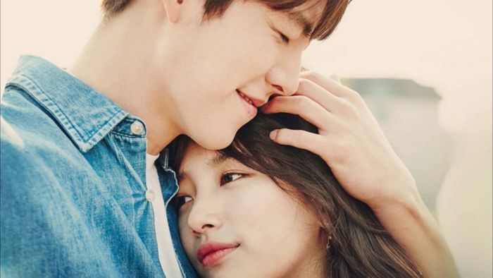 مسلسل Uncontrollably Fond مترجم