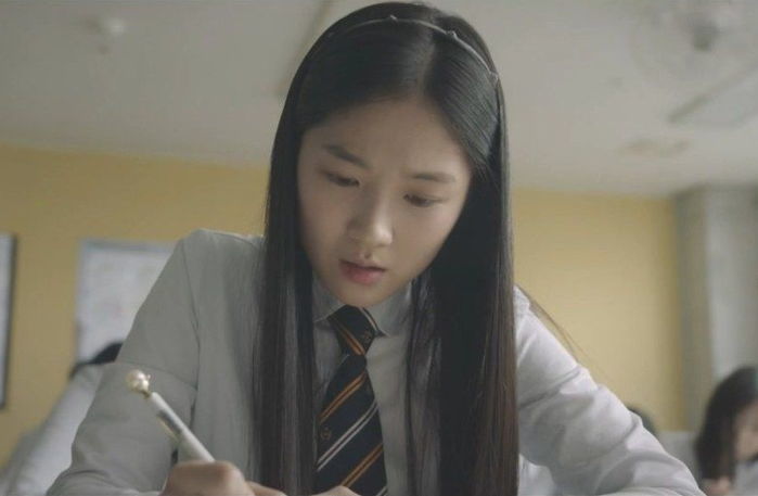 “저보다 내신 ‘0.1’ 높은 친구가 원서 어디 넣었냐 묻더니 똑같은 곳을 지원했습니다”