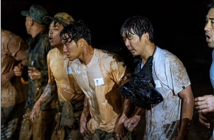 “전형적인 한국 군대식 ‘꼰대 문화’ 미화시키는 가짜사나이가 불편합니다”