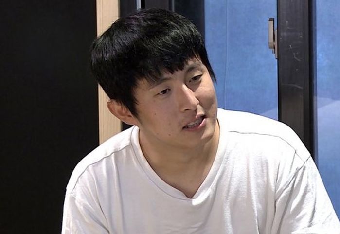 달 바라보며 ‘집값 폭등’ 한탄한 웹툰 그린 기안84, 갑론을박 벌어졌다