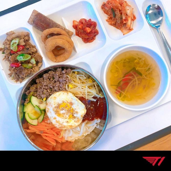 입짧은(?) 페이커도 2그릇 순삭한다는 T1 구내식당 ‘영양사 선생님’의 메뉴