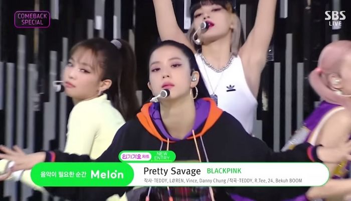 “네 질투가 문제야”···안티팬 저격한 듯한 블핑 신곡 ‘Pretty Savage’ 무대