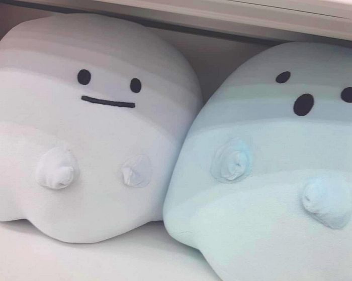 할로윈템인데 1도 안 무서워 덕후들 함박웃음 짓게 하는 다이소 ‘유령 인형’