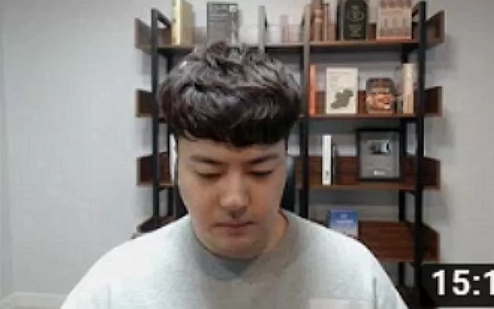 로건 ‘몸캠’ 피싱 사진 유출한 유튜버 정배우에 경찰 내사 착수 - 인사이트