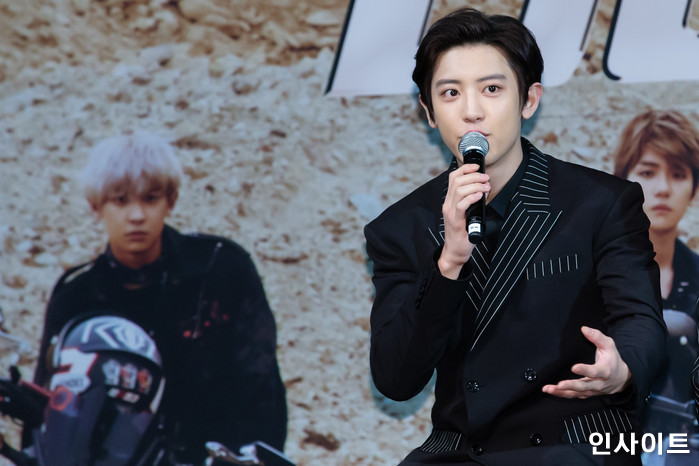 엑소(exo) 찬열이 1일 오후 서울 삼성동 코엑스 아티움에서 열린 정규 5집 'DON'T MESS UP MY TEMPO'(돈트 메스 업 마이 템포) 발매 기념 음감회에 참석해 포즈를 취하고 있다. / 사진=인사이트