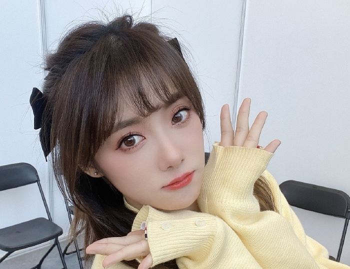 중국 재벌에 스카우트돼 연봉 100억 받는 ‘롤드컵 우승자’ 루키의 중국인 여친 비주얼