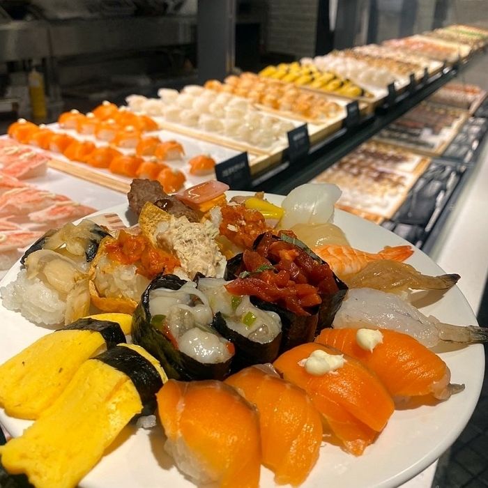 지금 애슐리 달려가면 ‘연어+생맥주’ 무제한으로 먹을 수 있다