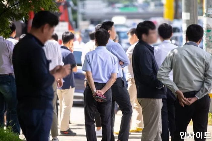 남자만 ‘숙직’ 더 많이 서는 건 ‘성차별’...인권위 진정서 제출한 대구시 공무원