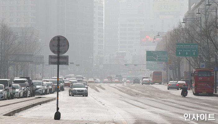 일요일인 오늘, 일교차 15도 이상 벌어지고 미세먼지 ‘최악’