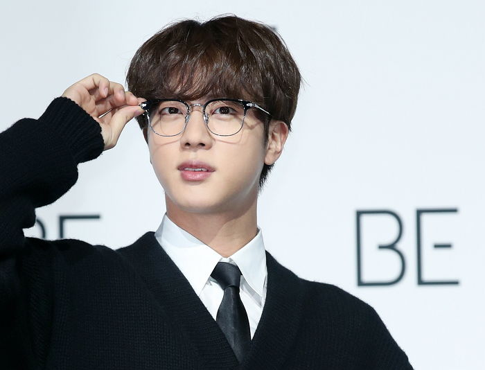 방탄 진 “병역은 대한민국 청년의 의무, 멤버들 모두 이행할 것”