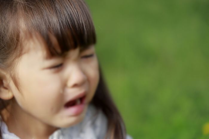 “어린 조카가 고아가 됐는데, 20대인 제가 안 키우면 욕먹어야 하나요?”