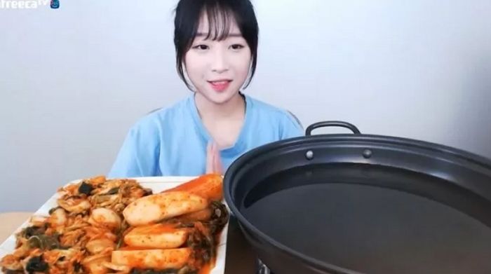 방송 복귀한 쯔양이 ‘단 하루’ 방송에서 벌어들인 별풍선 수입 클래스