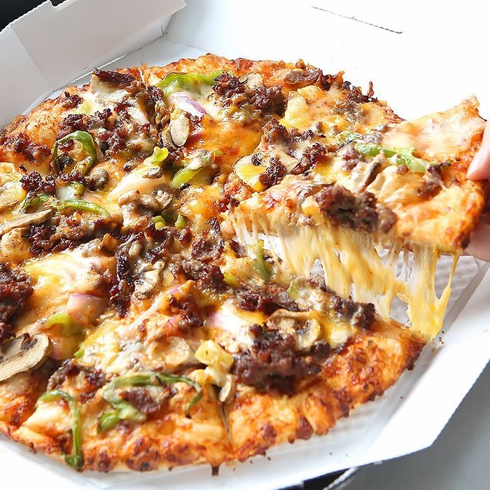 오늘(27일) 부터 단 3일간 도미노피자 ‘반값’