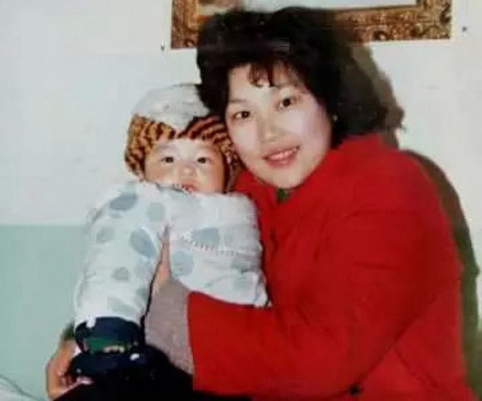 장애아 낳았다고 이혼당한 엄마가 29년 뒤 기적을 만들었습니다