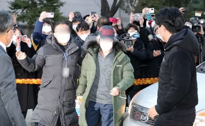 “조두순, 차량에서 내릴 때 일부러 취재진 잔뜩 몰린 쪽 문으로 내렸다”