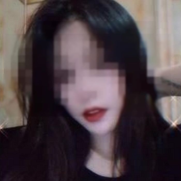 “4일 전 소개받은 남친 만나고 온다던 18살 딸이 속옷만 입은 채로 21층서 뛰어내렸습니다”