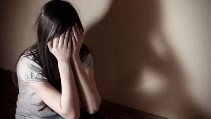 “4년 사귄 남친이 저 몰래 바람피운 상대가 남고 동창이었습니다”