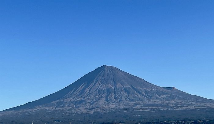 ‘영하 20도’ 후지산 정상에 눈 와도 안 쌓이자 일본인들이 밤잠 설치는 이유